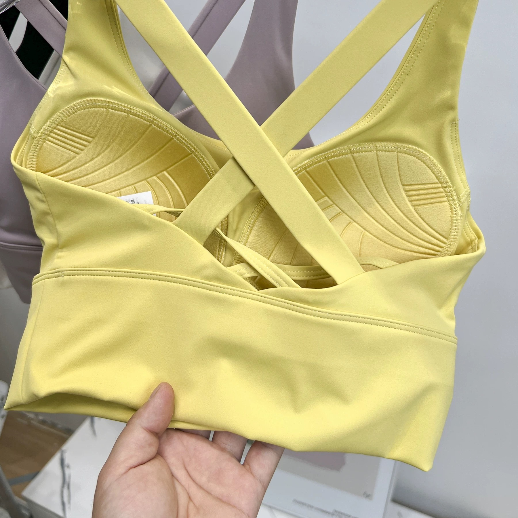 Shockproof Running & Yoga Bra  - огляд і ціна Plunge Bra Push Up